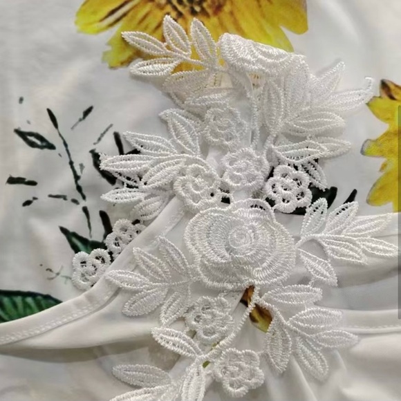 NWOT Sunflower Print Cold Shoulder Dress, Casual V Neck Lace Shoulder - Picture 4 of 4